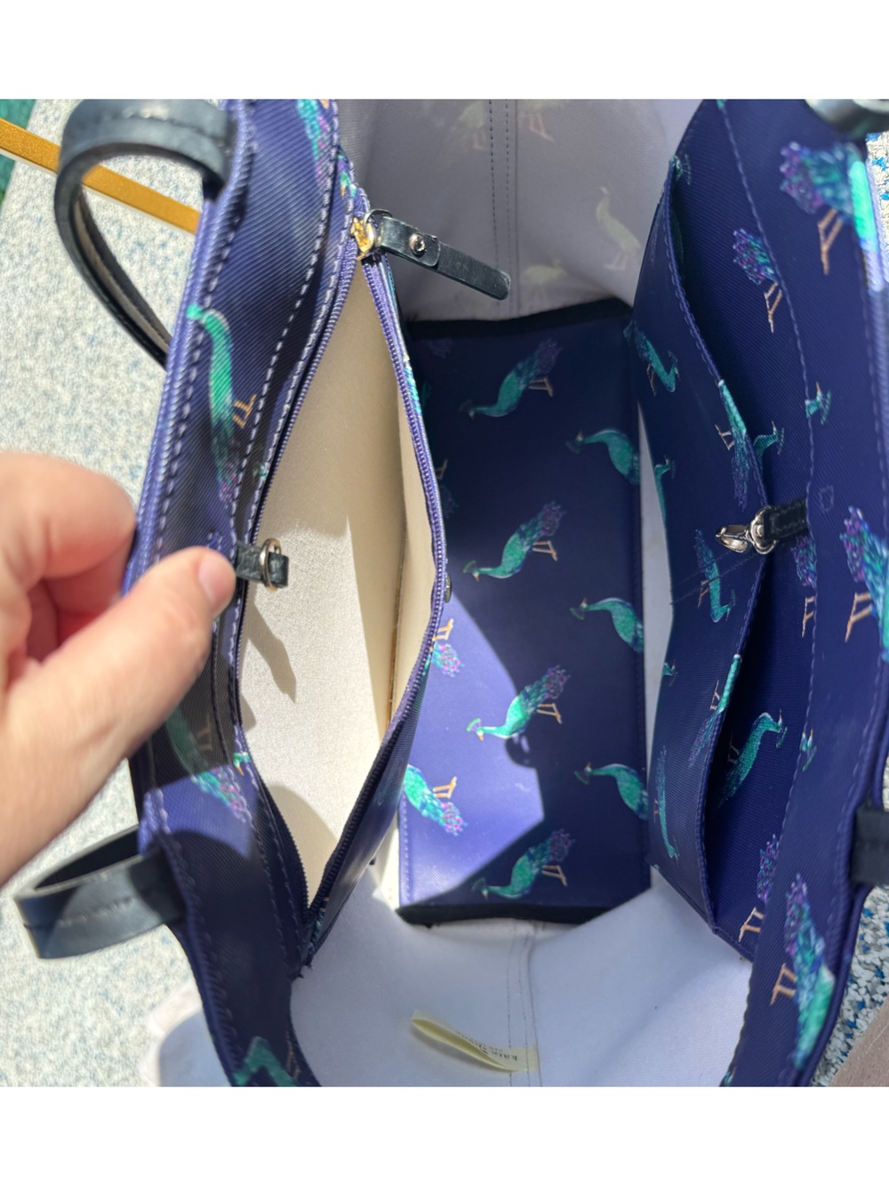 Kate Spade Peacock Handbag - Navy Tote with Teal Peacock Print - EUC - Picture 13 of 16
